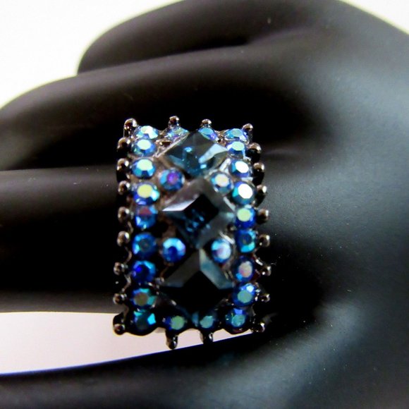 Blue rhinestone adjustable cocktail ring size 6 1/2 NEW - September birthstone - Picture 6 of 11